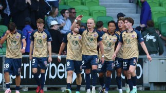 Match Report: History repeats as Rose fires Jets into the top four